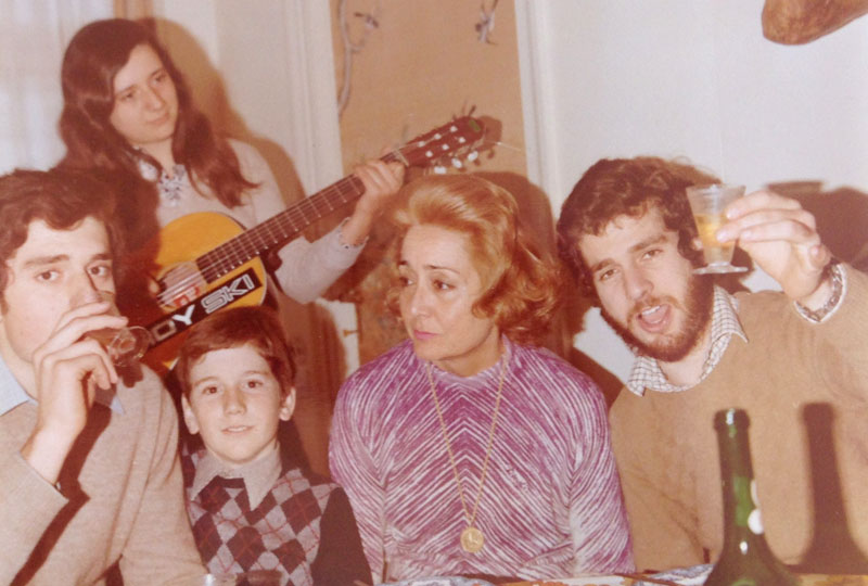 Vittorio, Domizia, Paolo, Yana e Giovanni